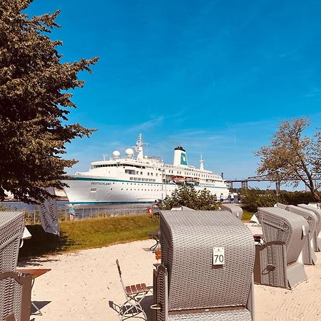 Kanal-Haus "Das Gaestehaus Direkt Am Nok" Osterrönfeld Екстериор снимка